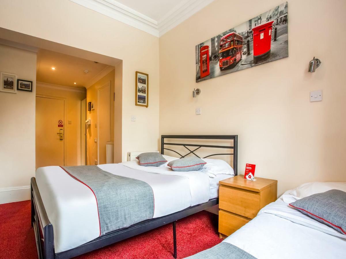 Oyo Lifestyle Golden Strand Londres Exterior foto