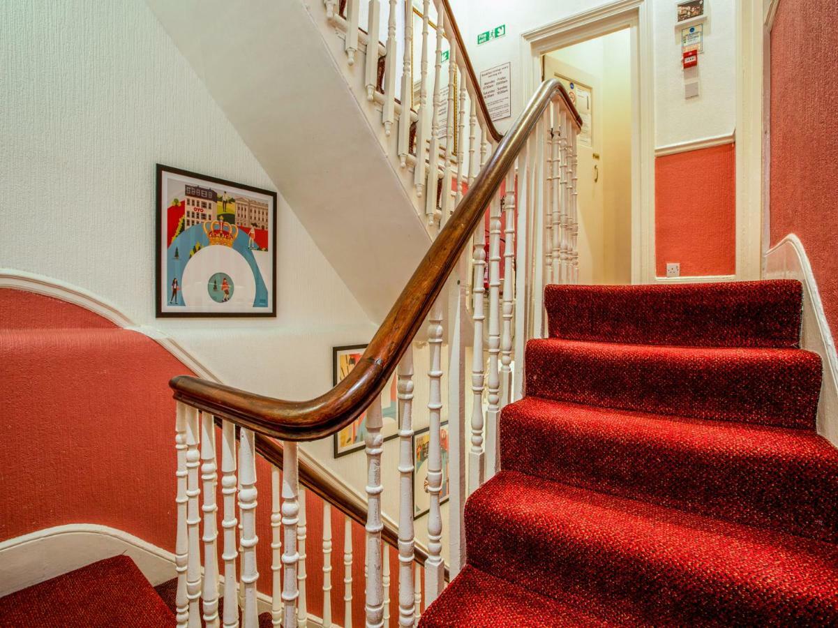 Oyo Lifestyle Golden Strand Londres Exterior foto