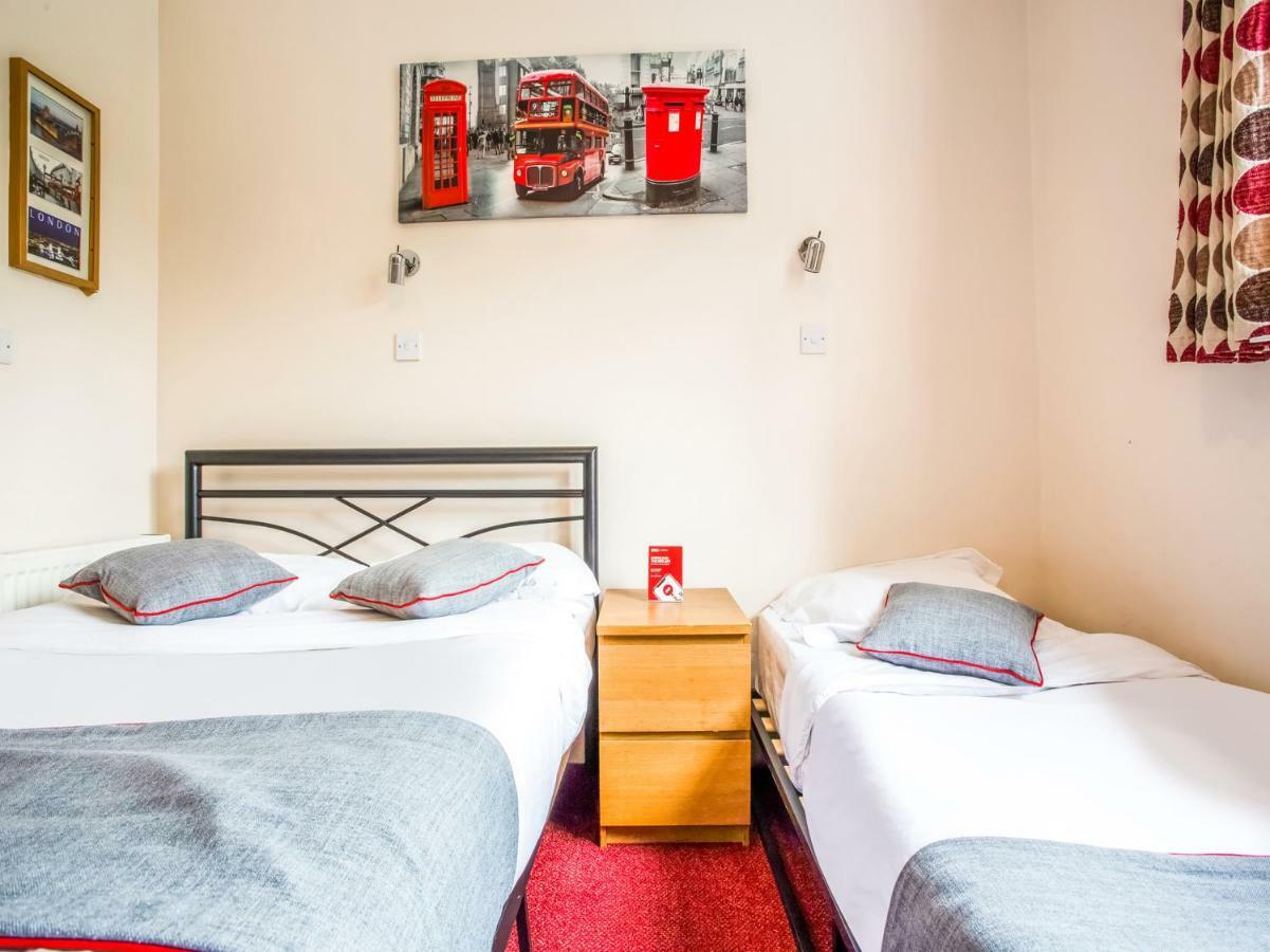 Oyo Lifestyle Golden Strand Londres Exterior foto